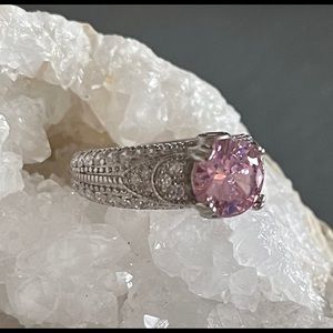 NEW ⭐️🌟⭐️Pink Sapphire Sterling Silver Ring